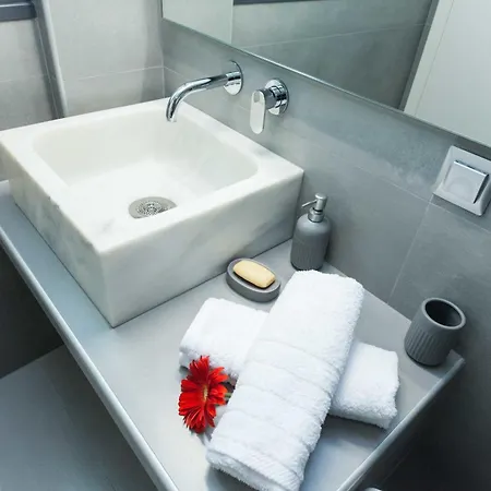 Apartment Pireas Jewel New Design Apt With Backyard Piraeus