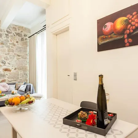 Apartment Pireas Jewel New Design Apt With Backyard