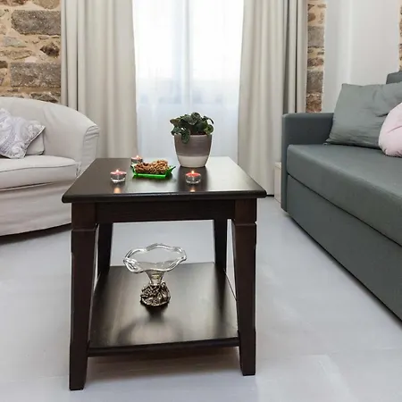 Pireas Jewel New Design Apt With Backyard Apartment Piraeus